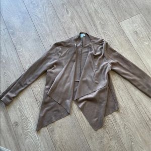 Soft & flowy blazer-style jacket